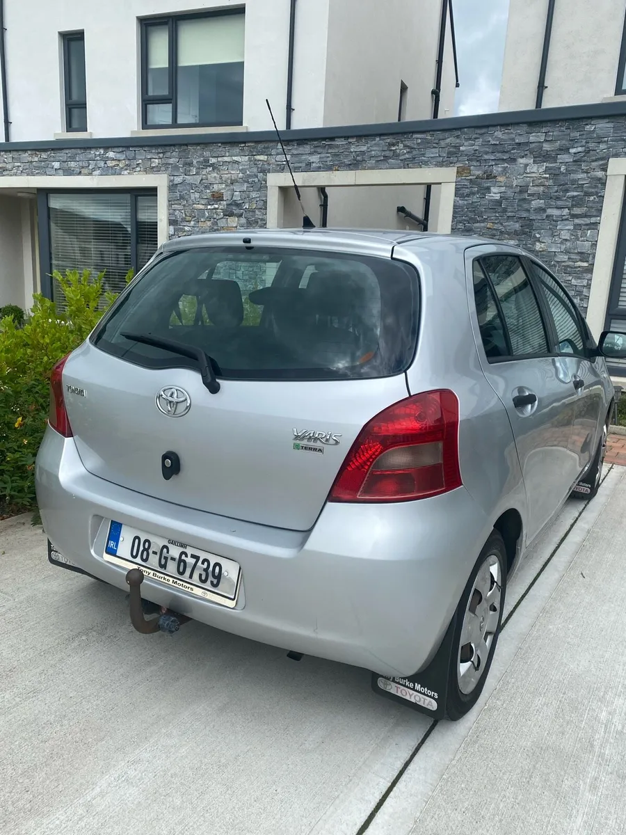 Toyota Yaris 2008 - Image 3