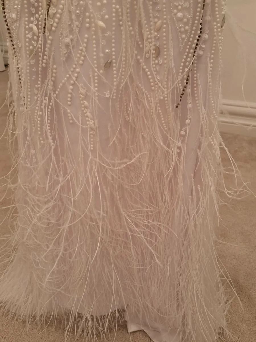 Wedding dress - Image 2