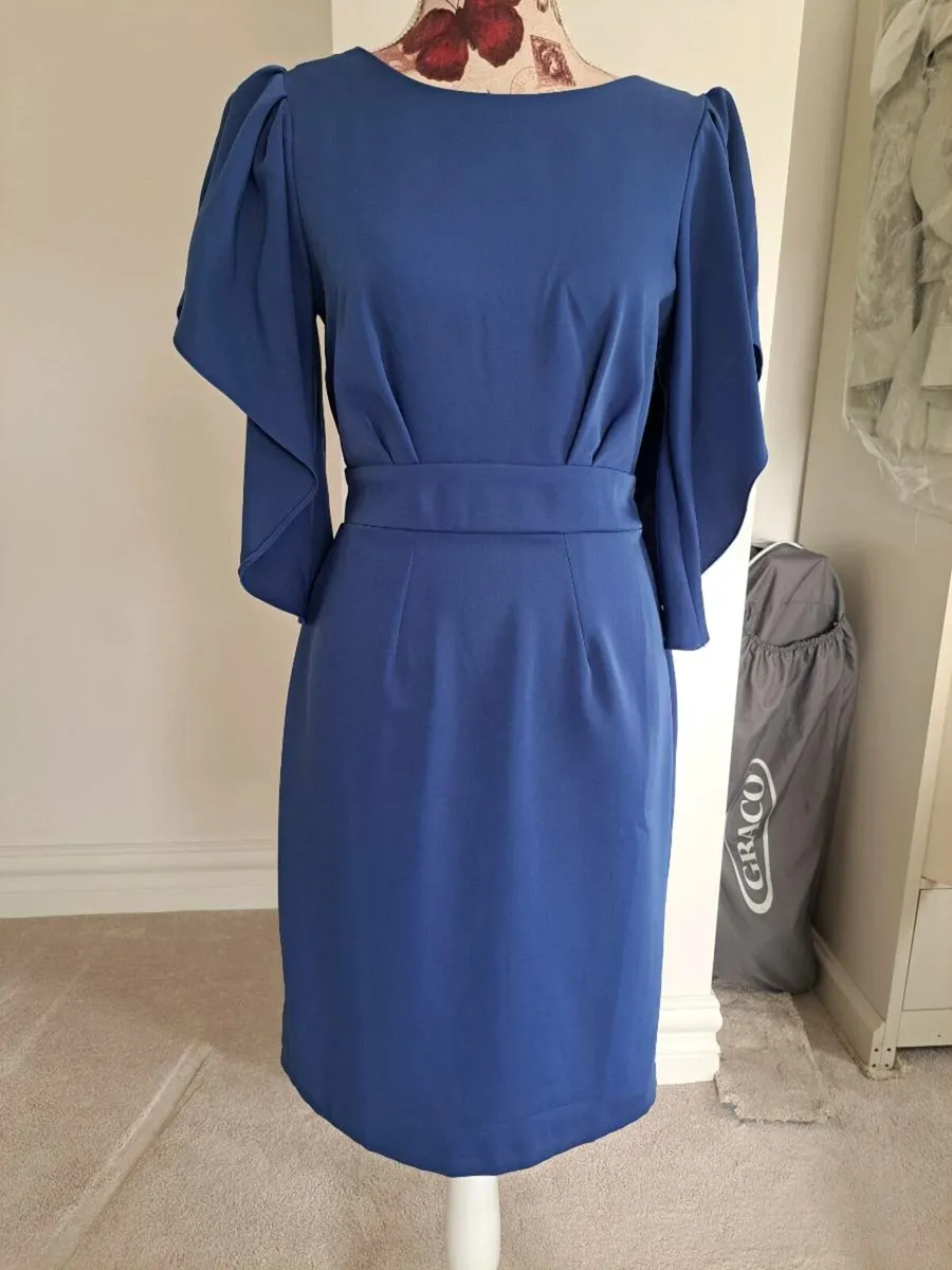 Ladies dress - Image 1