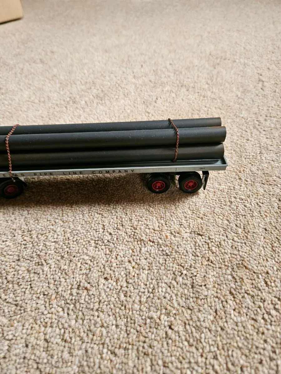 Corgi Trailer with Pipe Load - Image 3