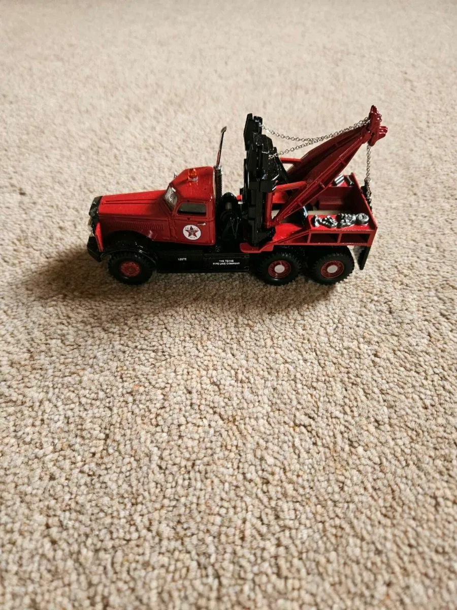 Corgi Texaco Tow Truck Wrecker - Image 2
