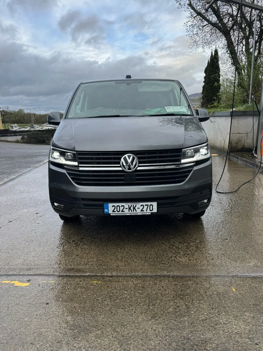 Volkswagen Transporter - Image 4