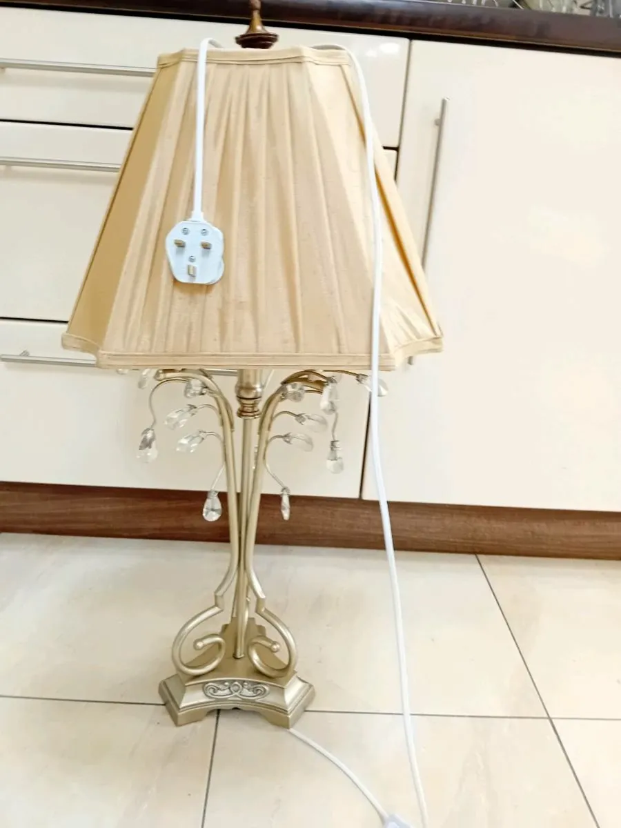 TABLE LAMP ELECTRIC - Image 1