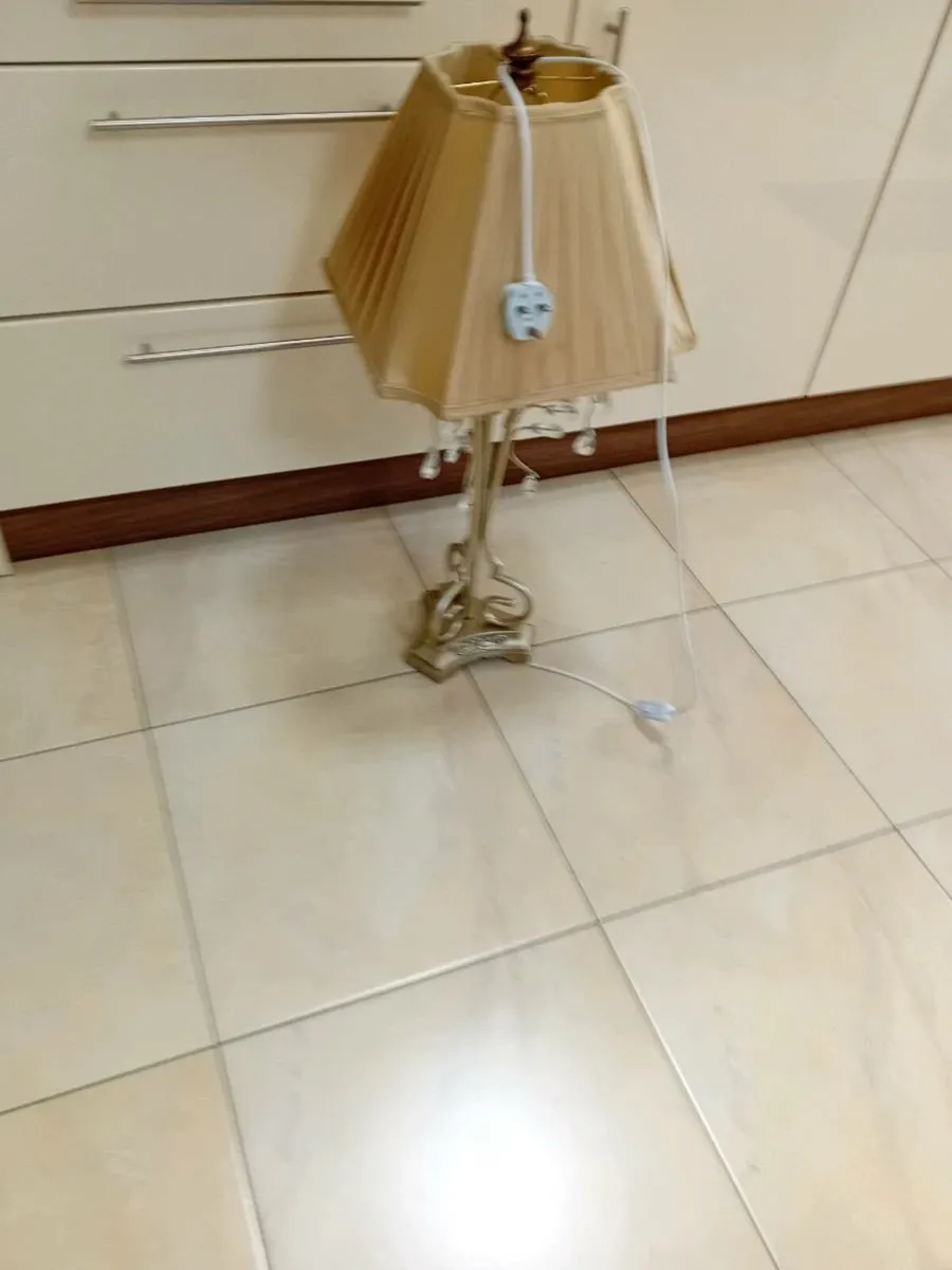 TABLE LAMP ELECTRIC - Image 2