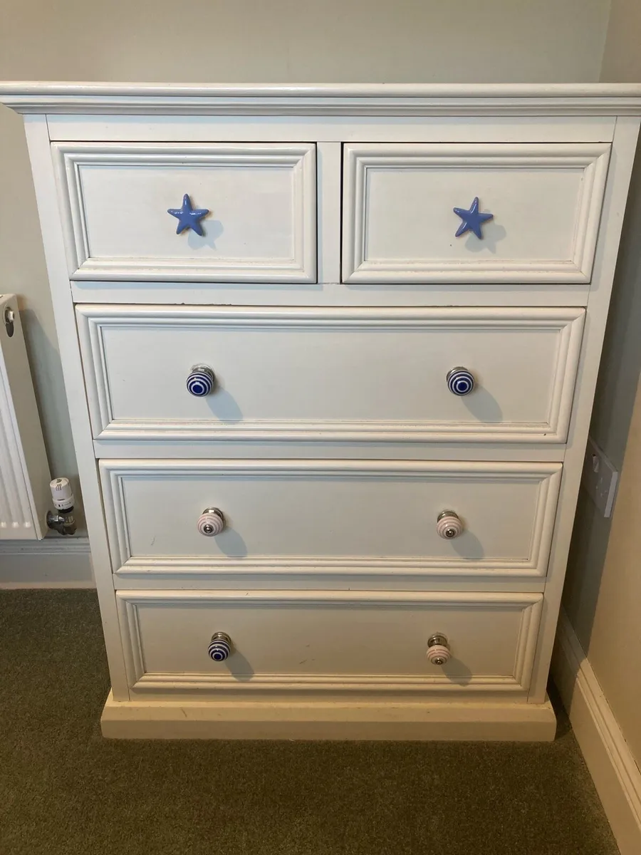 Chest of drawers - Image 1