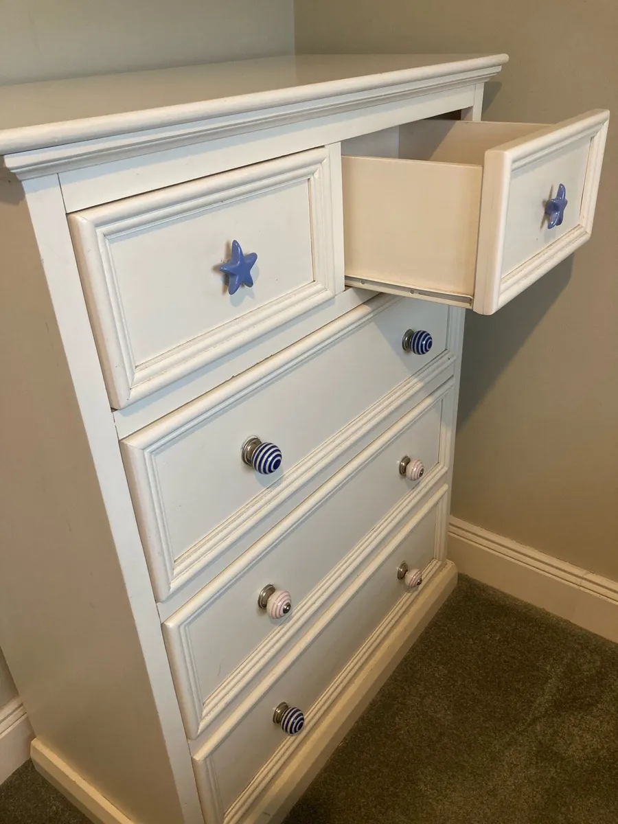 Chest of drawers - Image 2