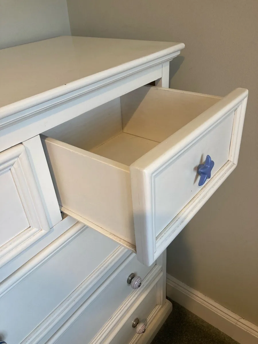 Chest of drawers - Image 3