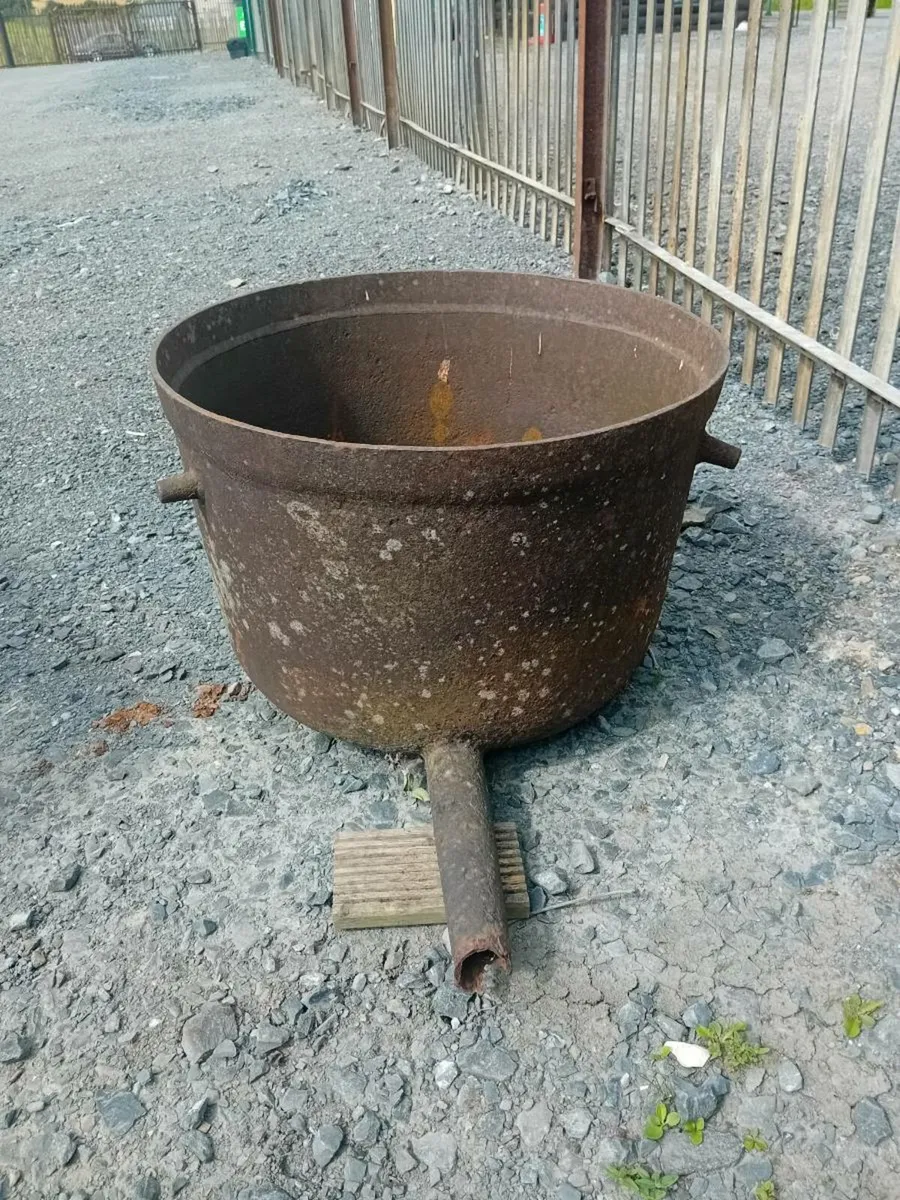 Famine Pot - Image 2