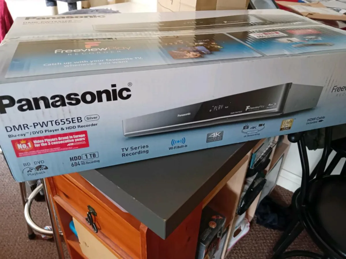 Panasonic Blu Ray / Dvd Player & HDD Recorder - Image 2