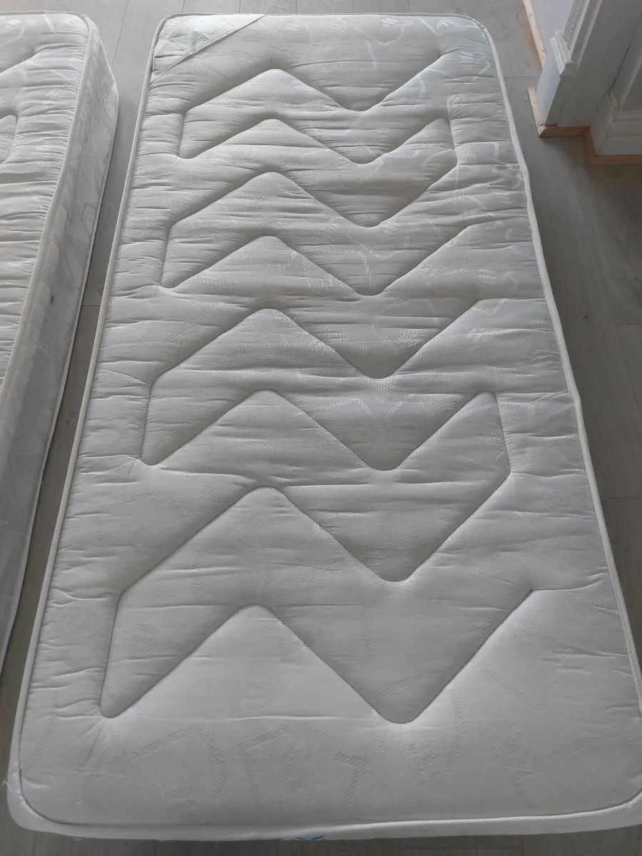 Mattress - Image 3