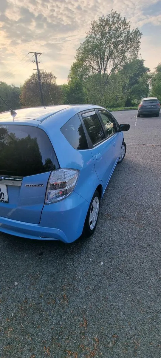 Honda Fit - Image 2