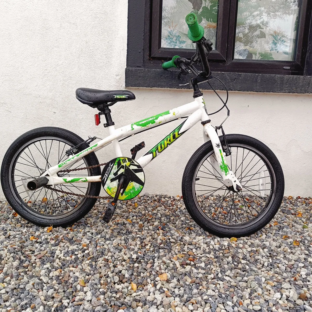 Child's Bike - Image 2
