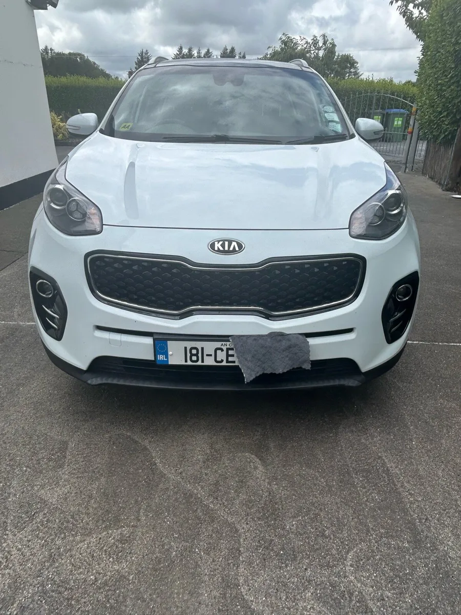 Car - Image 1