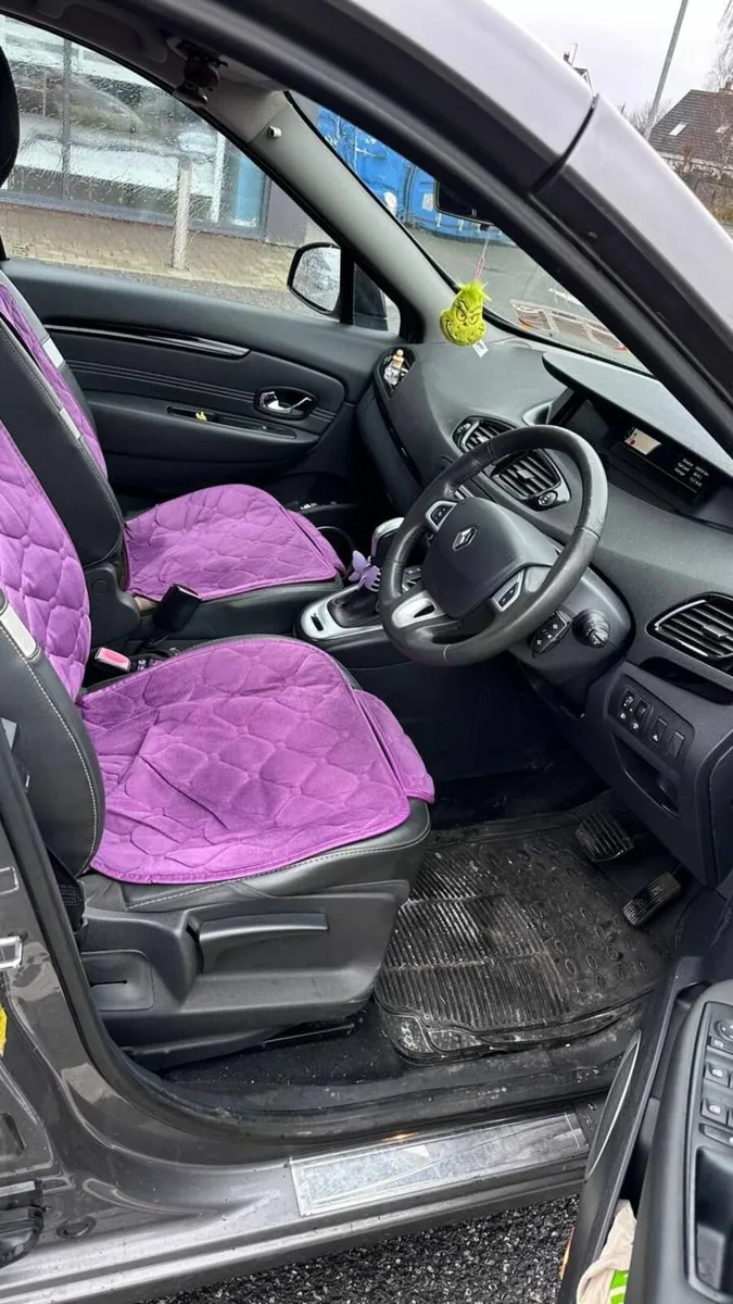 Renault Grand Scenic 2011 - Image 2