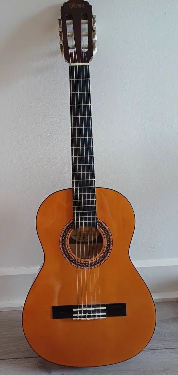 Acoustic guitar nylon Valencia 3/4 size - Image 4