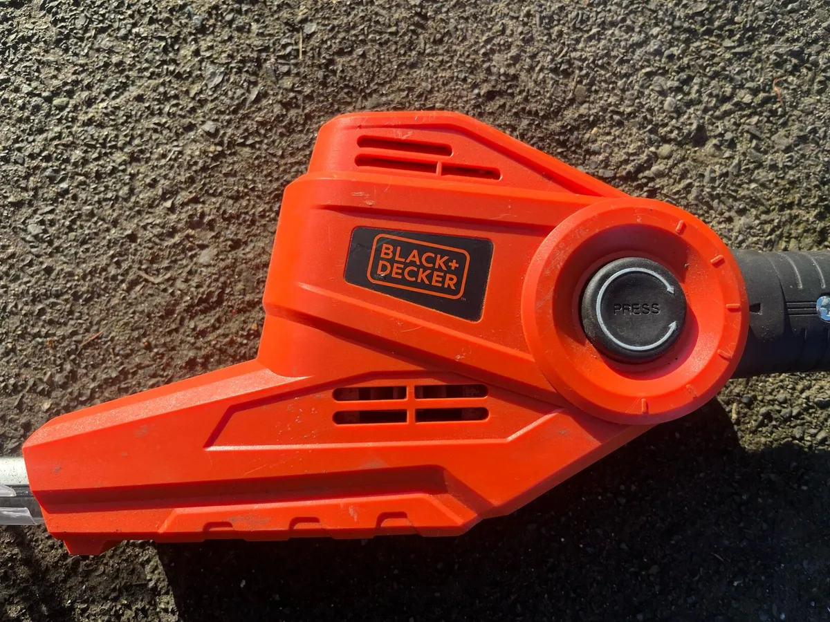 Hedge Cutter - Image 2