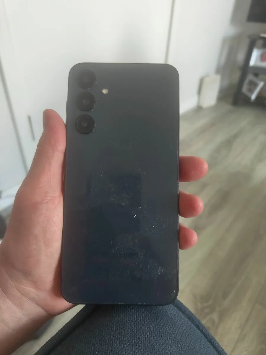 Samsung   A16 - 128GB  5G   Dual Sim Unlocked - Image 3