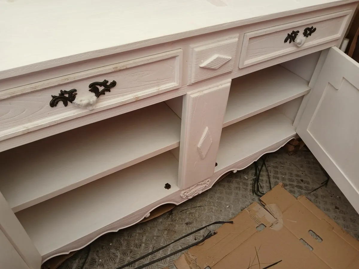 Traditional dresser cabbinet old style new - Image 3