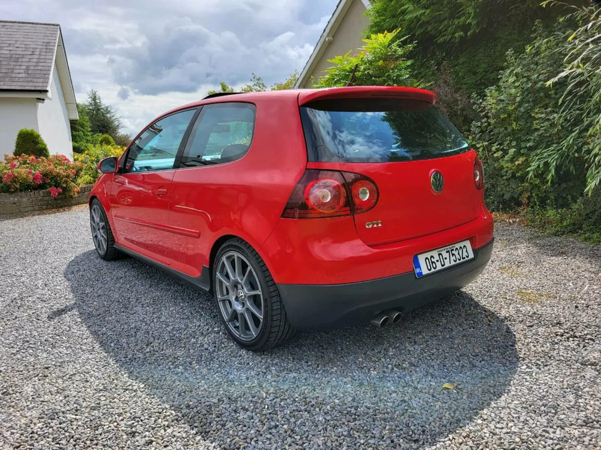 Volkswagen Golf GTI MK5 - Image 4