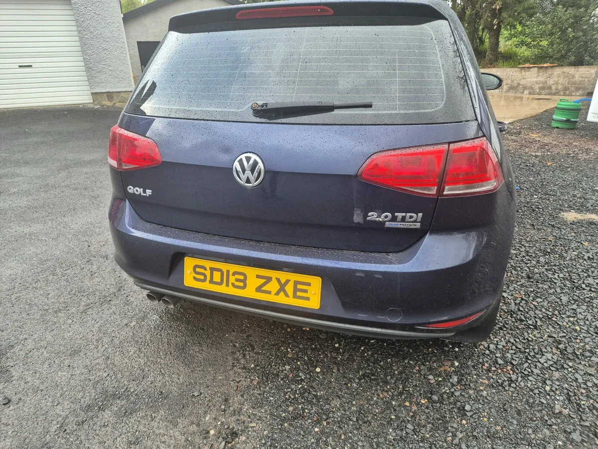 Volkswagen golf - Image 4