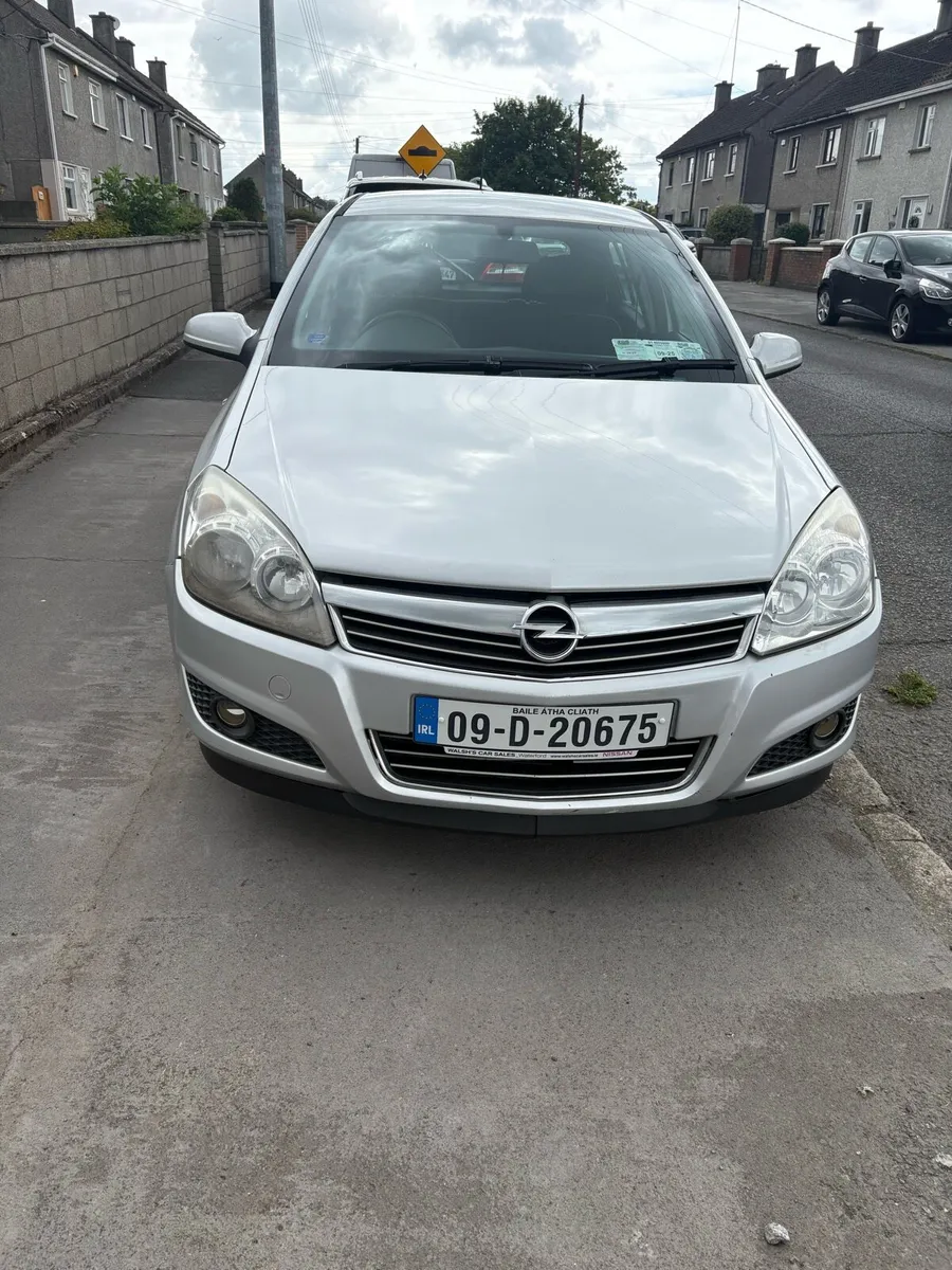Car - Image 1