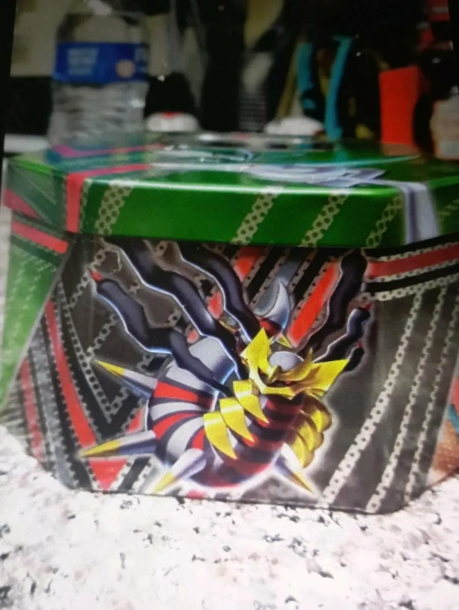 POKÉMON TRADING CARDS COLLECTORS TIN . - Image 3