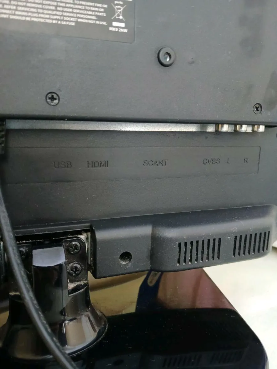 19" ALBA TV with dvd player - Image 2