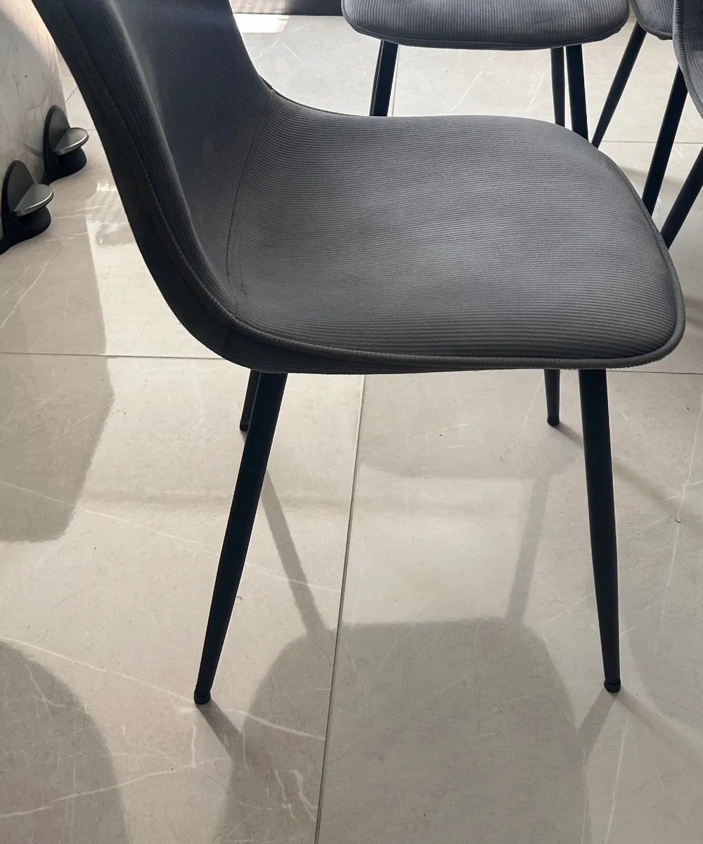 Dining chairs - Image 2