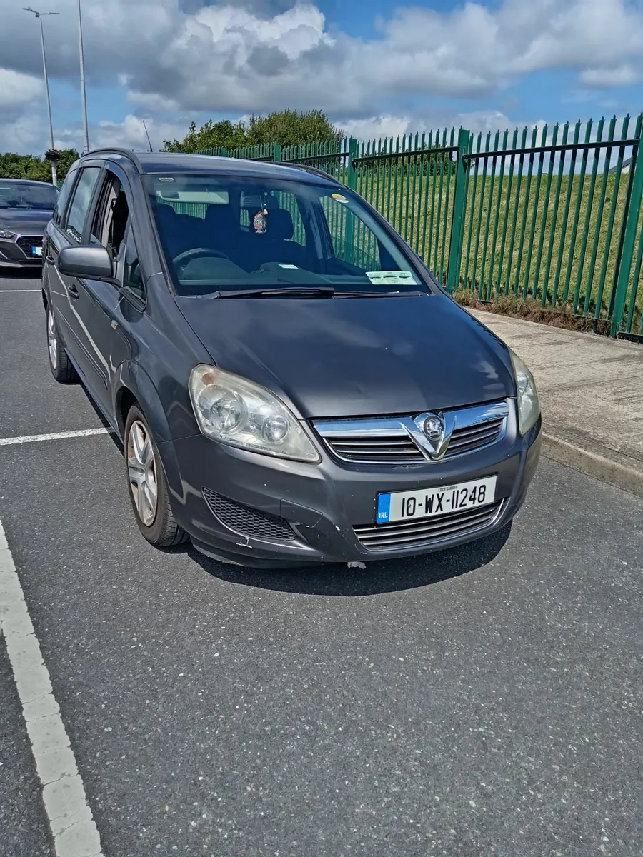 Vauxhall Zafira 2010 - Image 1