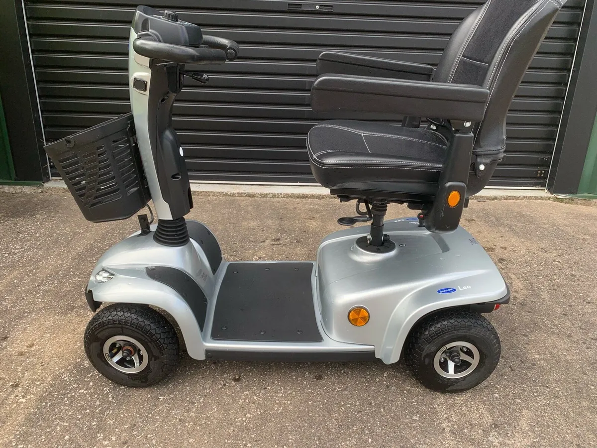 Mobility scooter - Image 1