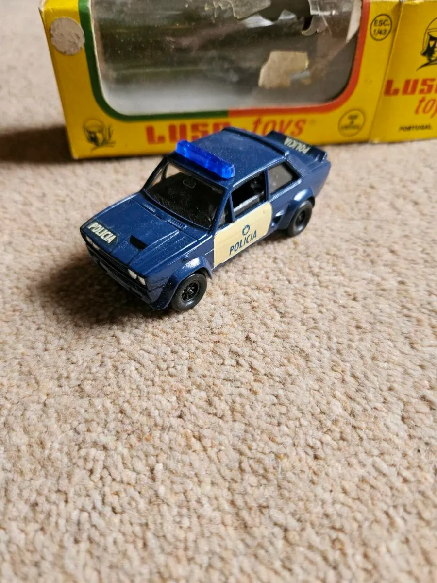 Corgi Luso Toys Fiat Abarth Police Car - Image 2