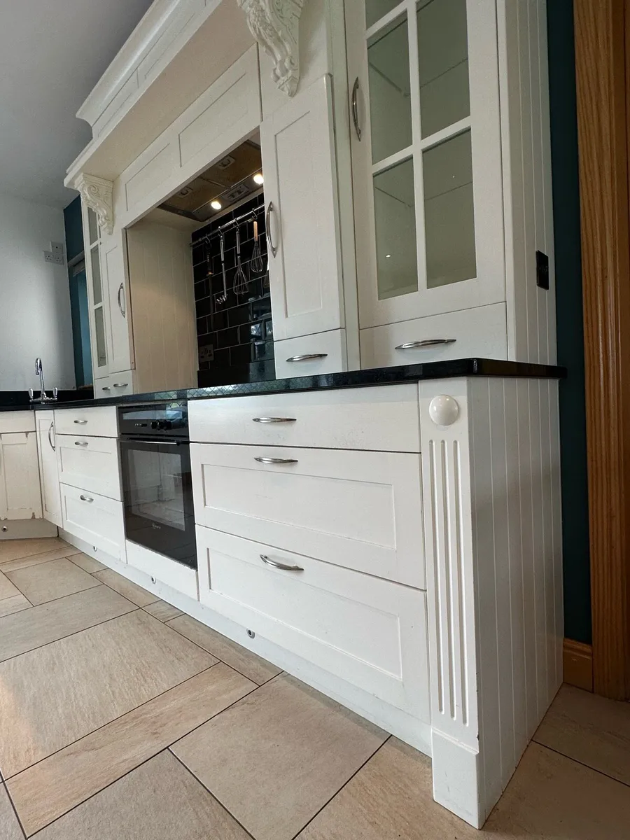 Kitchen - Image 2