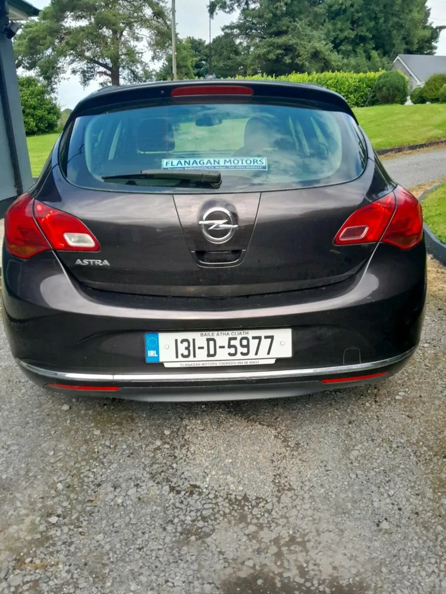 Car - Image 3