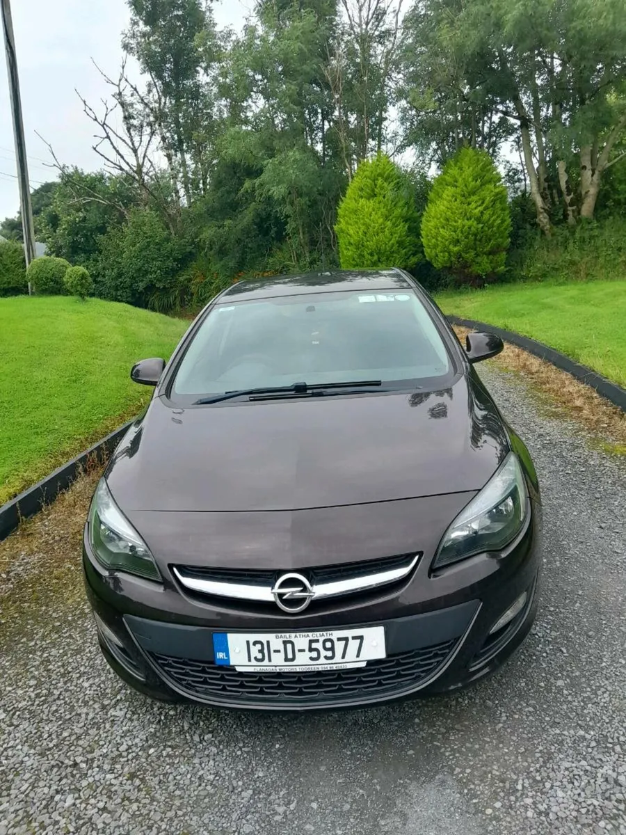 Car - Image 1