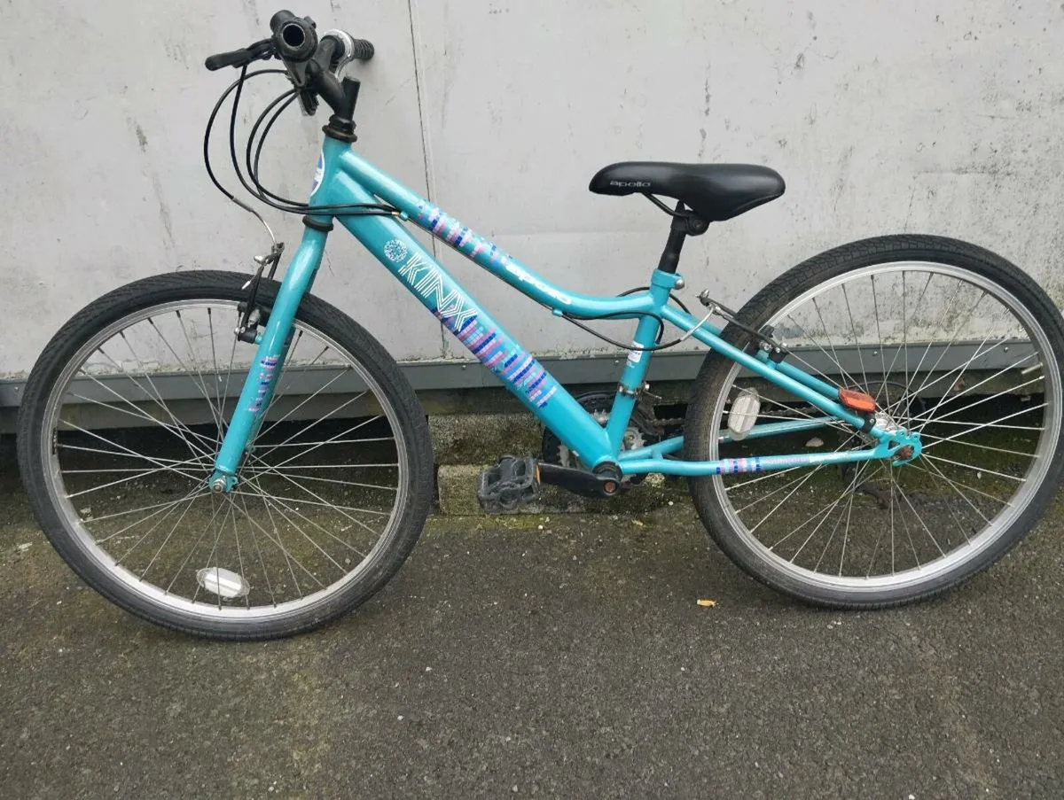 Girls 24inch bike - Image 1