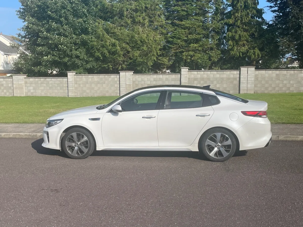 Kia Optima 2018 - Image 2