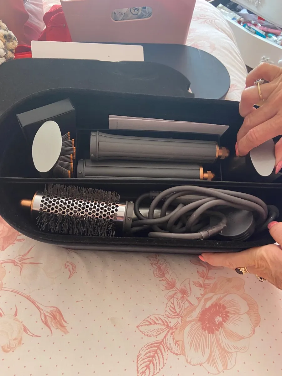 Dyson Hair - Image 4