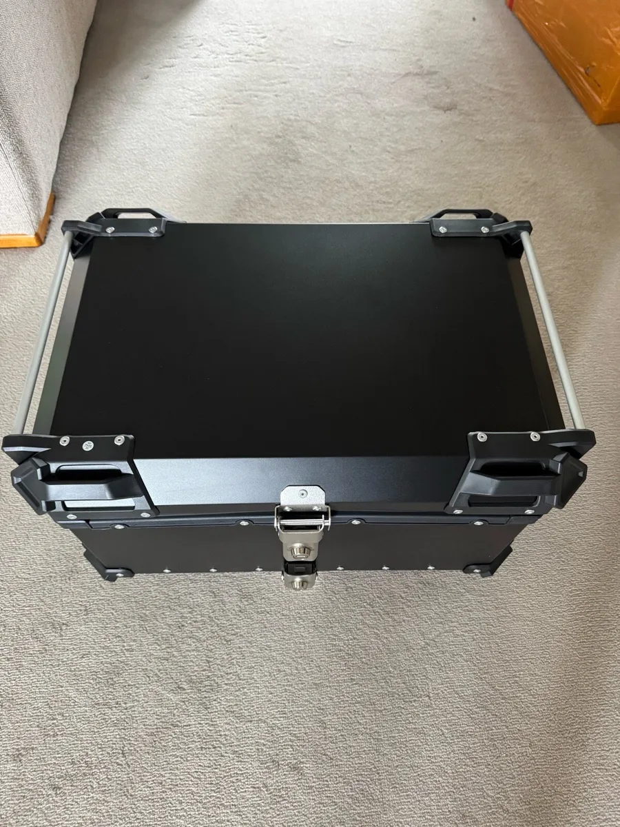 Top box - Image 1