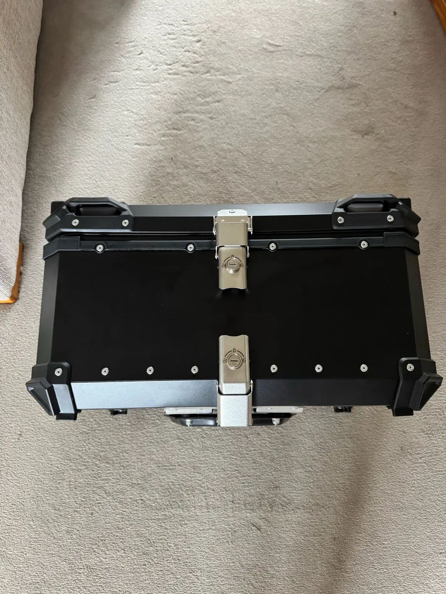 Top box - Image 4