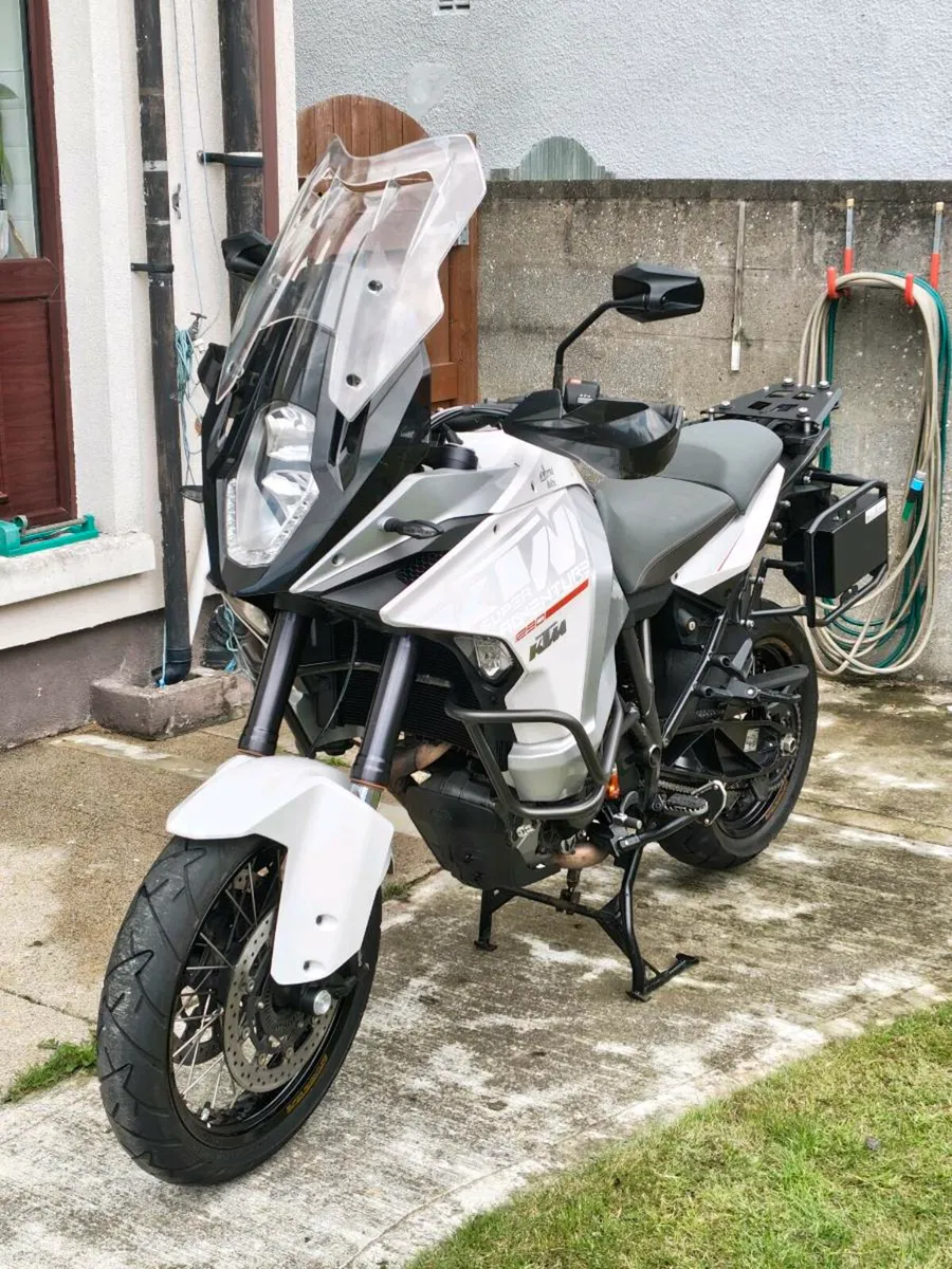 2016 KTM Super Adventure T - Image 1
