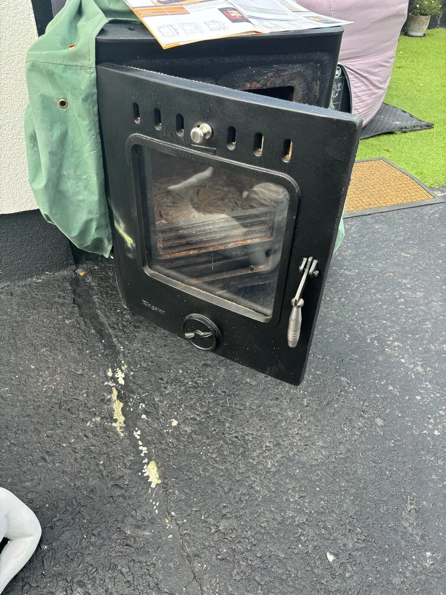 Falcon insert stove - Image 3
