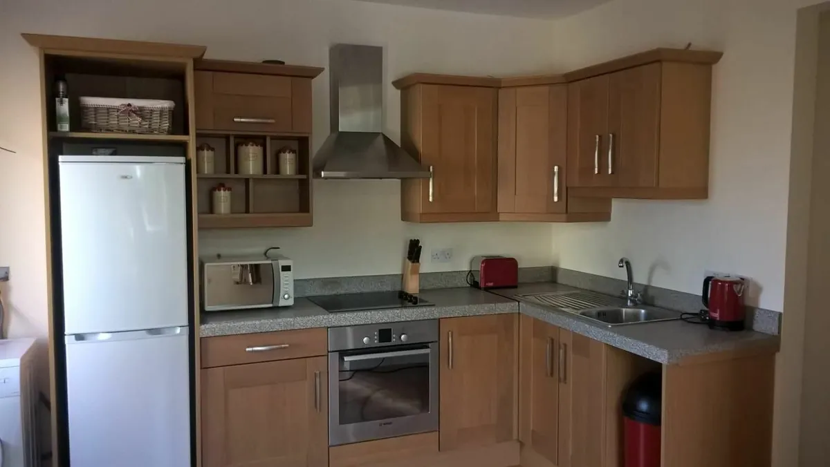 Race week Accommodation - Image 1