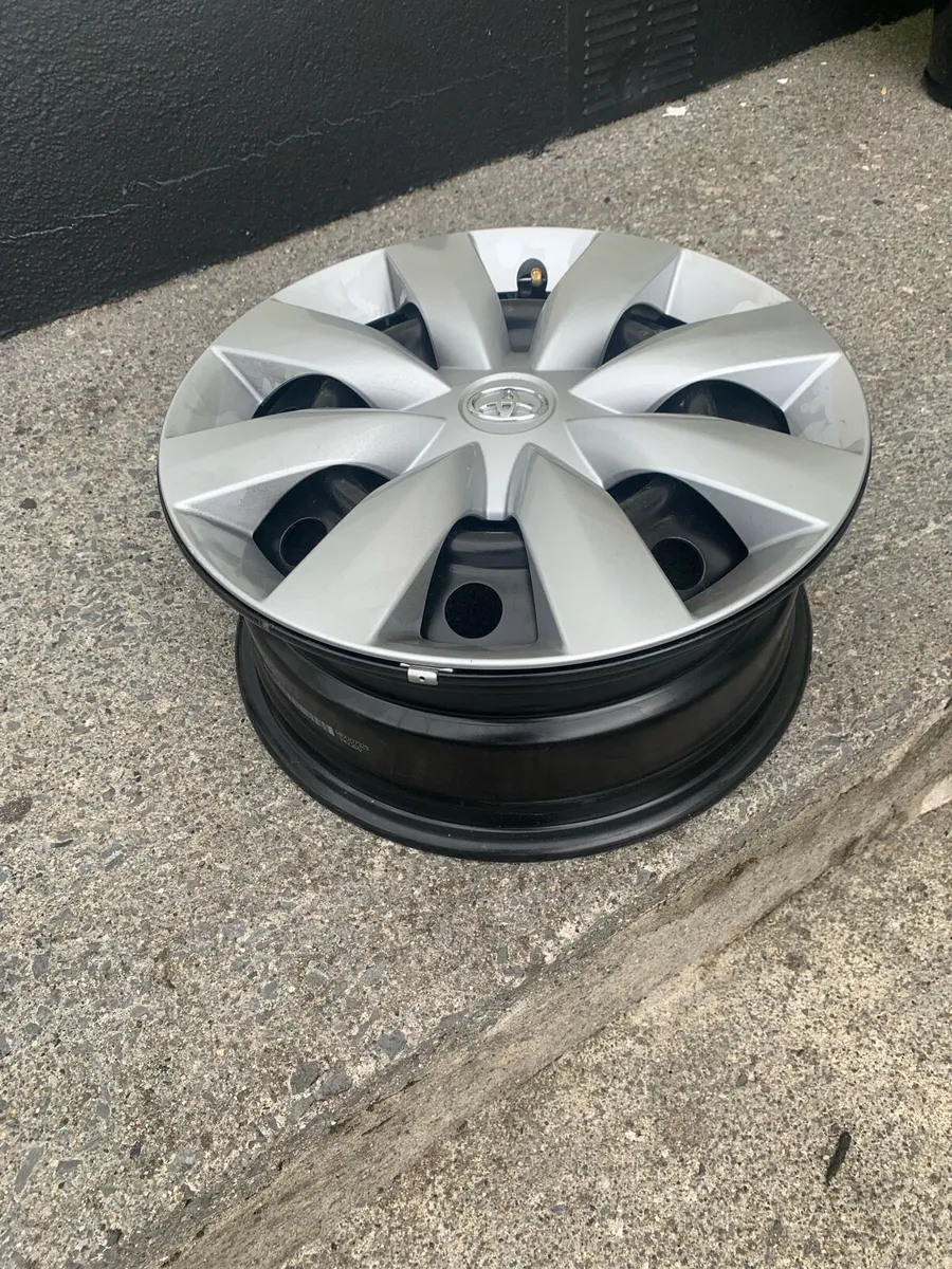 4 No. Wheels and Covers - Image 1