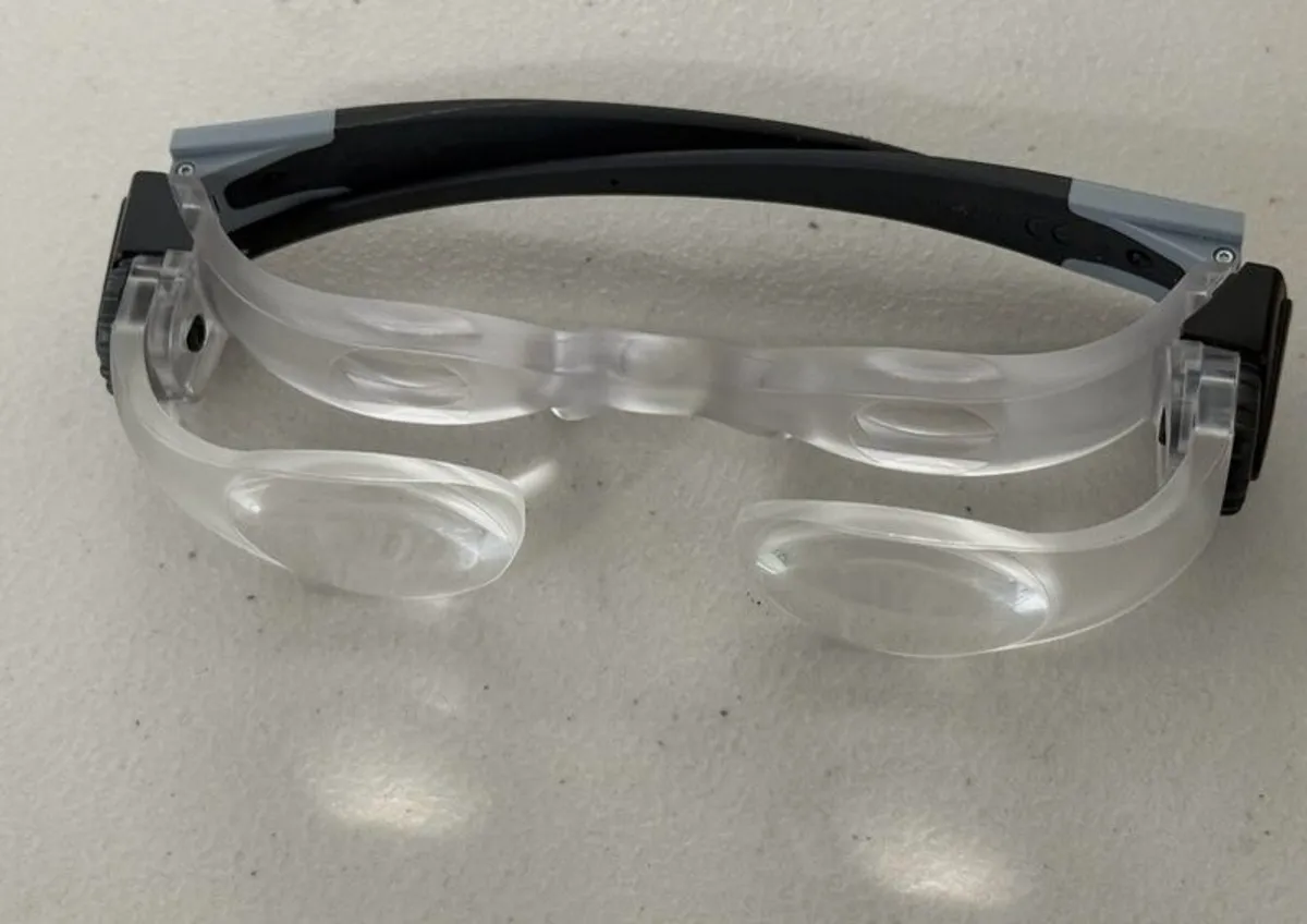 Eschenbach Max TV 2.1x TV Magnification Glasses with Case Made in Germany. - Image 3