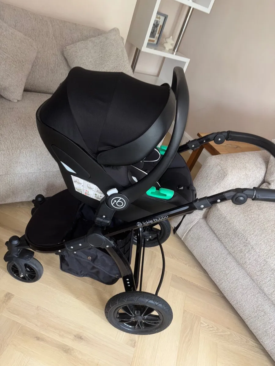 Pram - Image 2