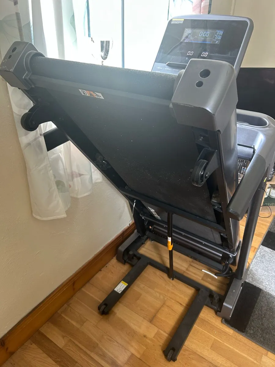 Treadmill - Image 3