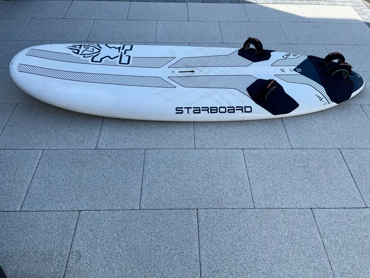 Starboard carve 159l 2023 windsurfing board. - Image 1