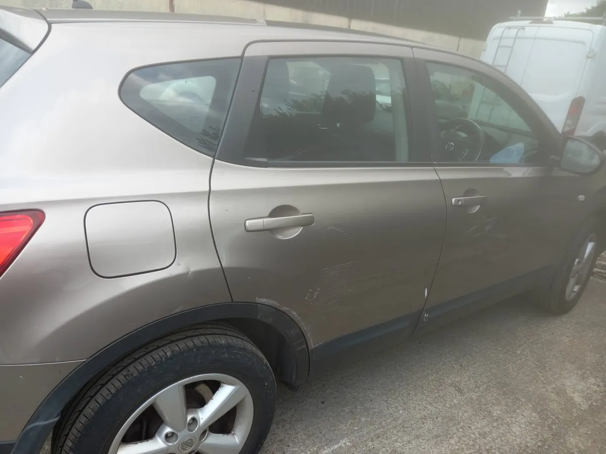 Nissan Qashqai 2008 - Image 4