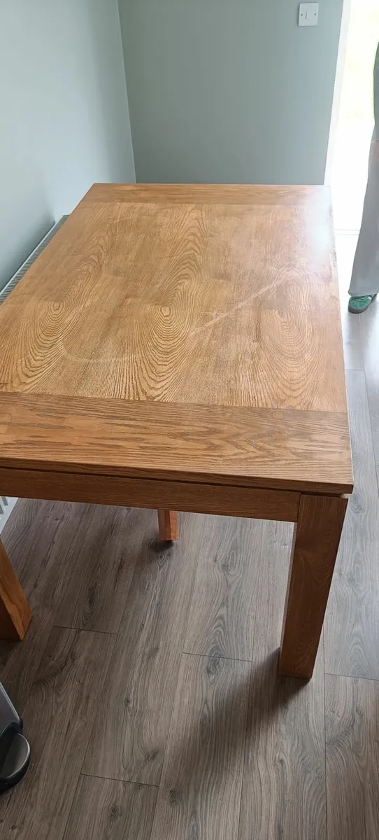 Kitchen Table - Image 4