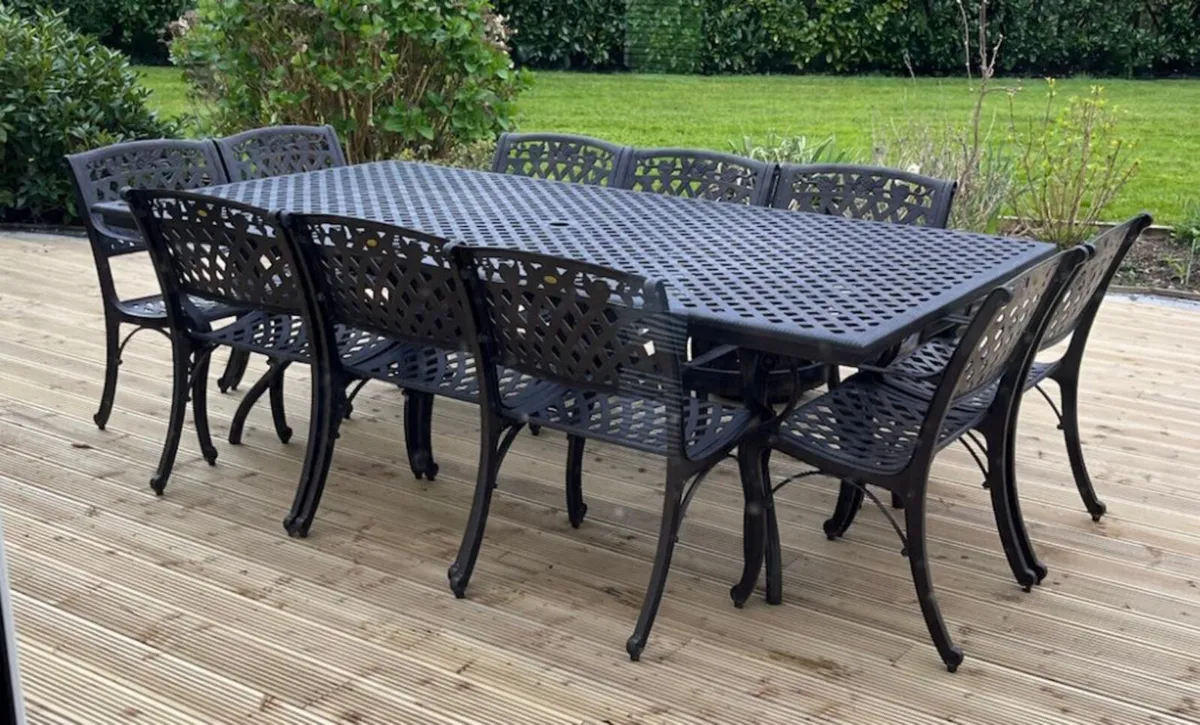 10 seater Donard patio dining set - Image 2